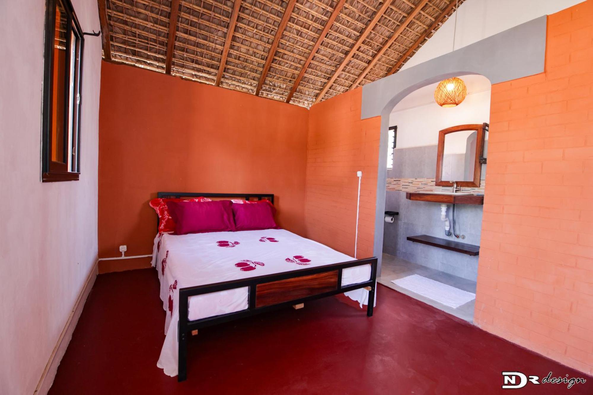 Hotel Le Jardin Des Delices Mahajanga Exterior foto